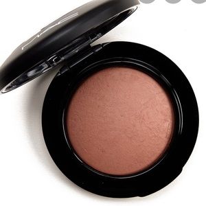 MAC Mineralize Blush Humor Me